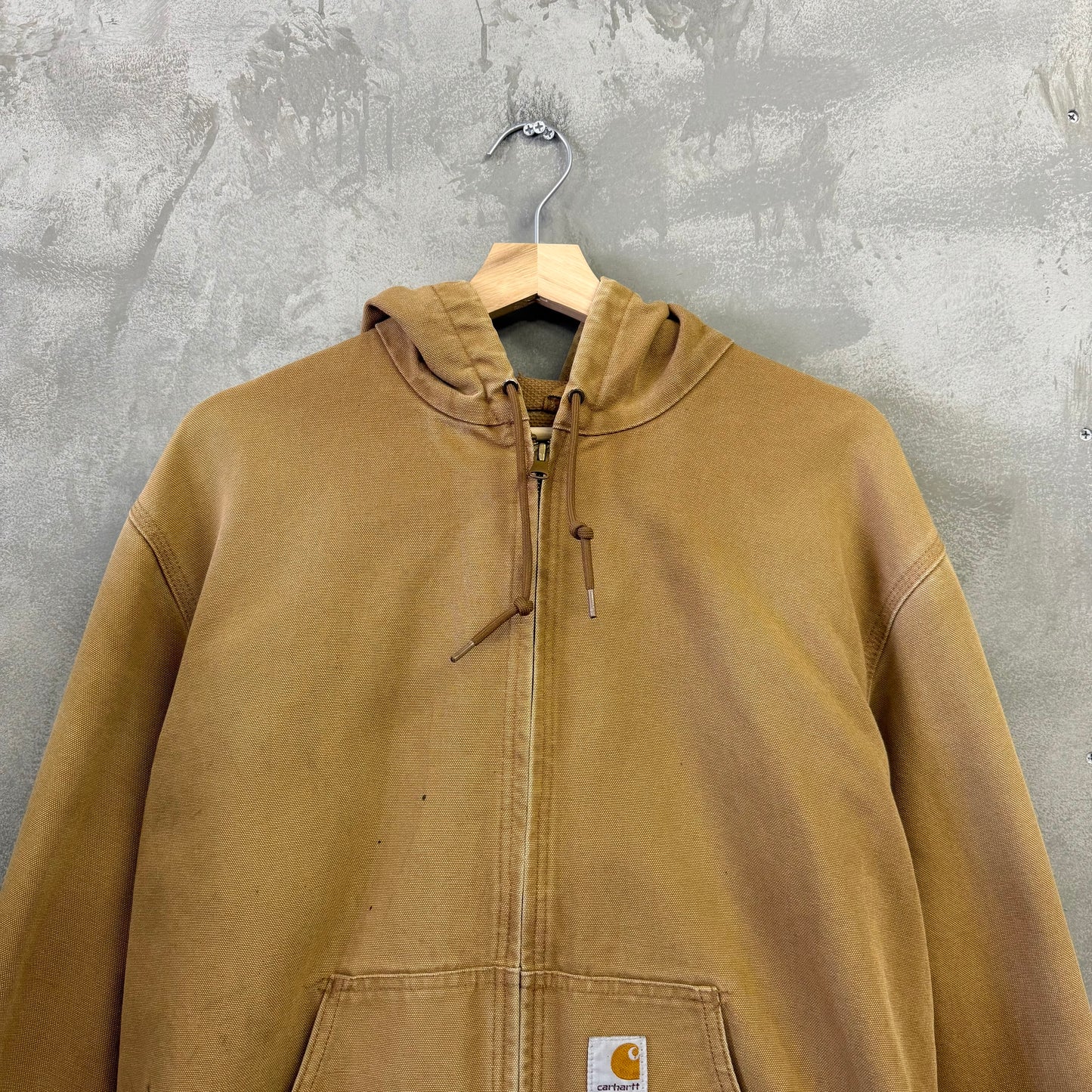 carhartt アクティブジャケット