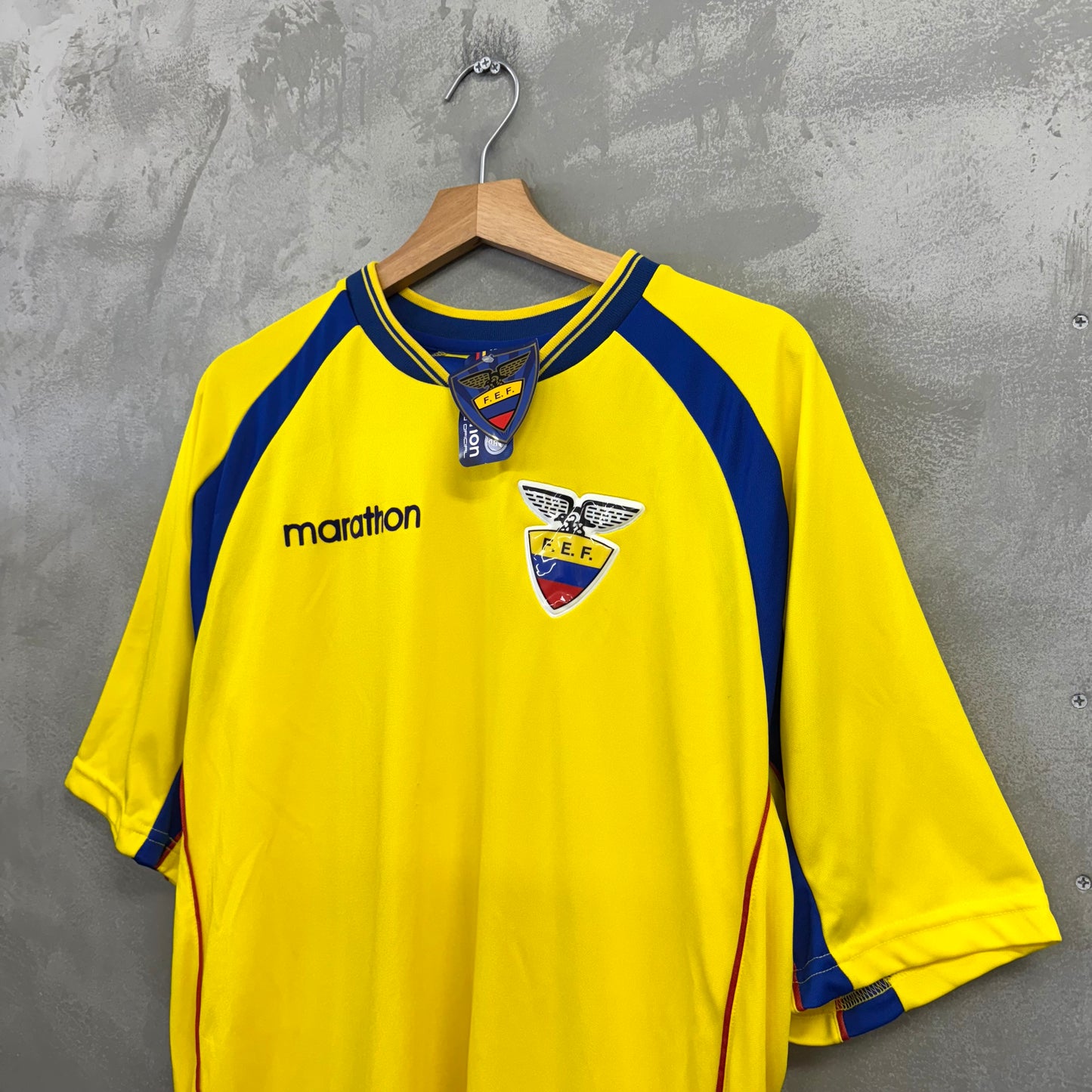 【新品】marathon エクアドル代表 ユニフォーム ゲームシャツ 2002年