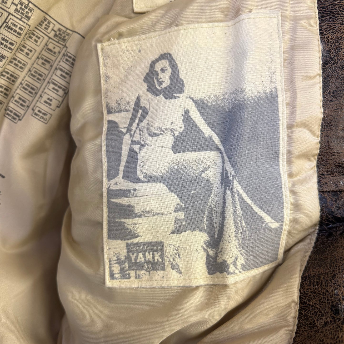 AVIREX G2 レザージャケット フライトジャケット