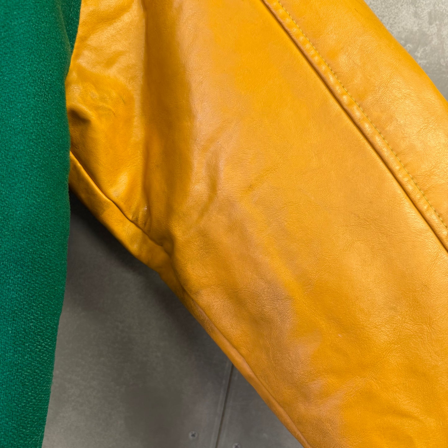 90's awaros USA USA製 STADIUM JKT